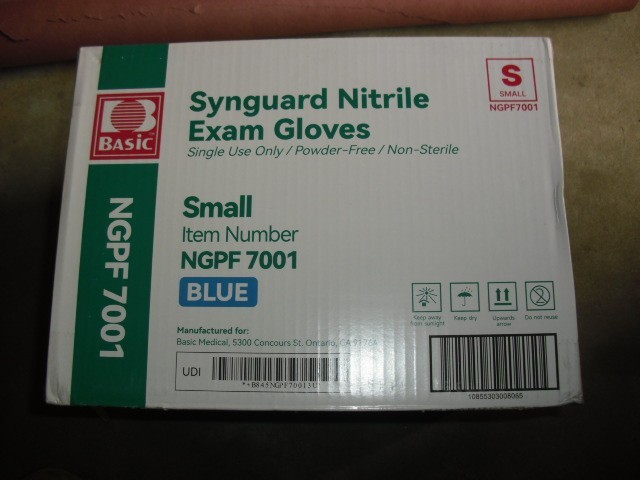 1000pcs Disposable Synguard Nitrile Exam Gloves Medical Gloves Latex Powder Free