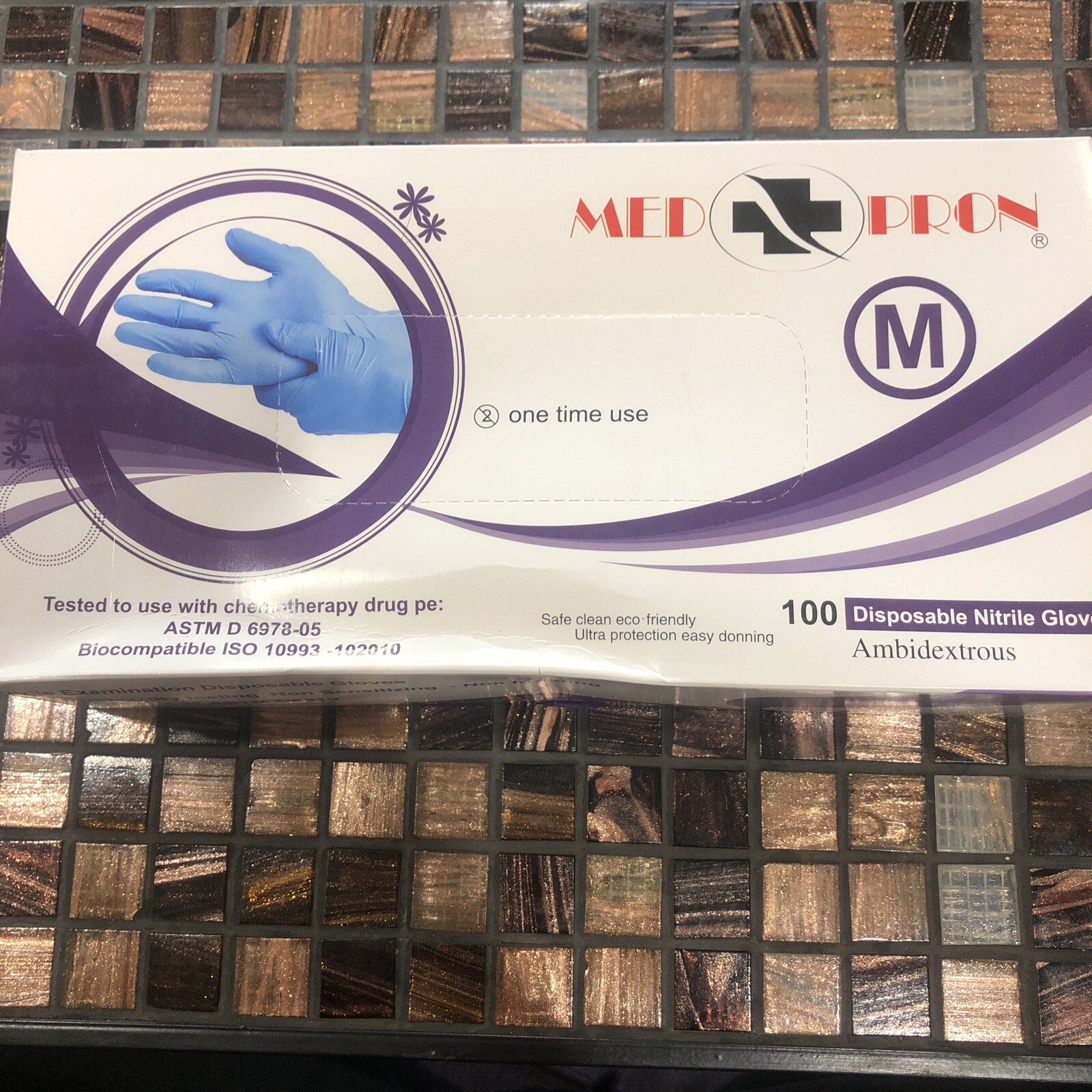 Med Pron one time use disposable nitrile gloves 100 count size Medium