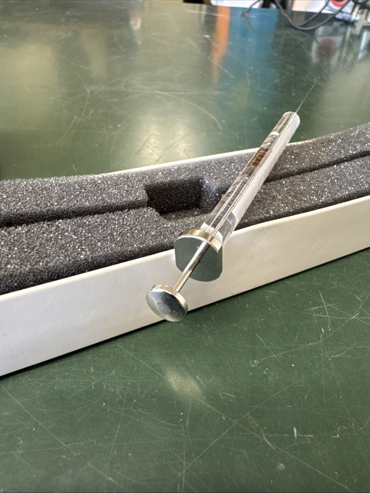 SGE 10uL Glass Graduated Syringe w/ Fixed Needle SRI 10F-6C 019102