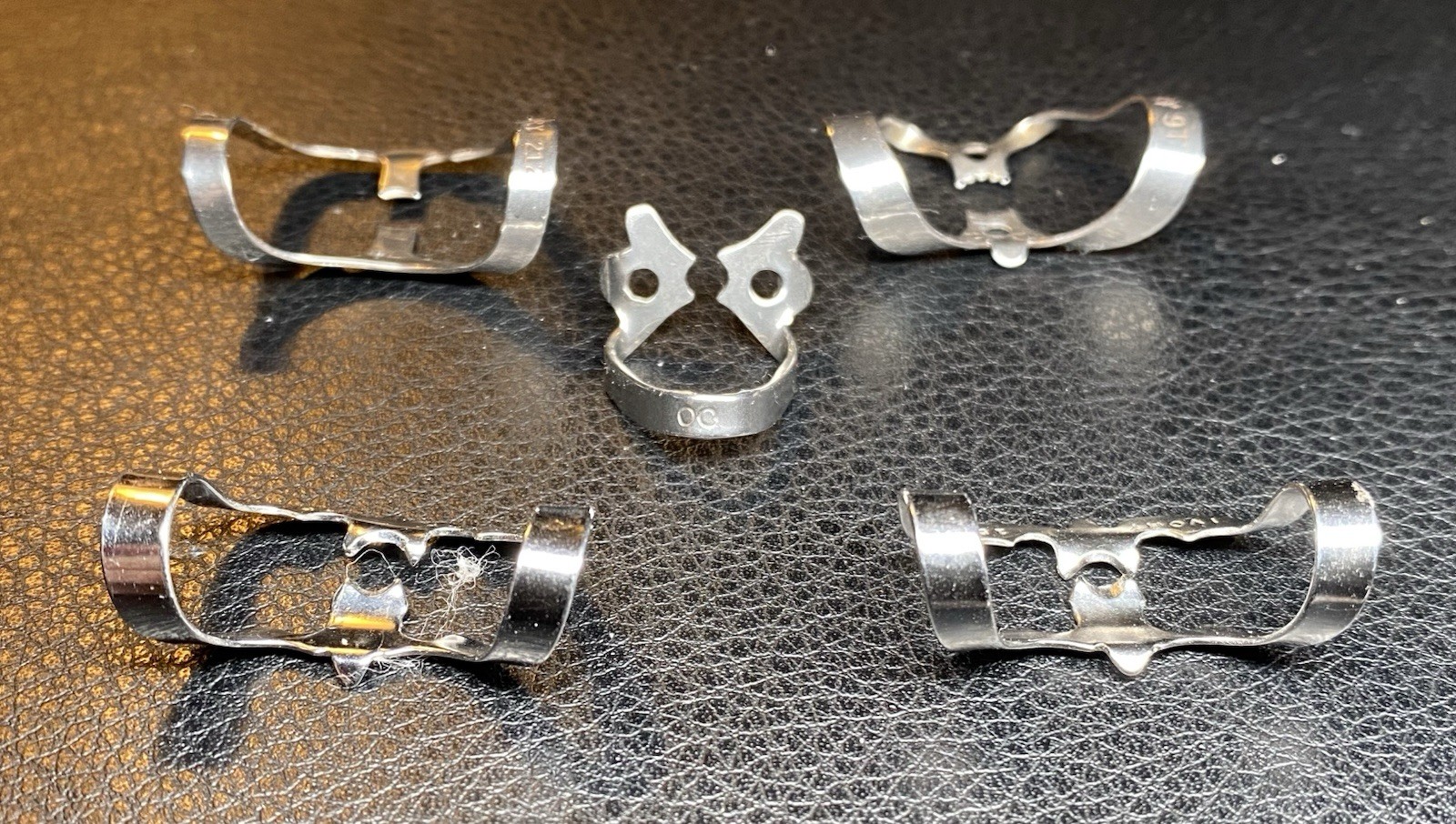 KULZER IVORY Lot of 5 ANTERIOR Dental Rubber Dam Clamps 212, 9T, 15, 15, 00