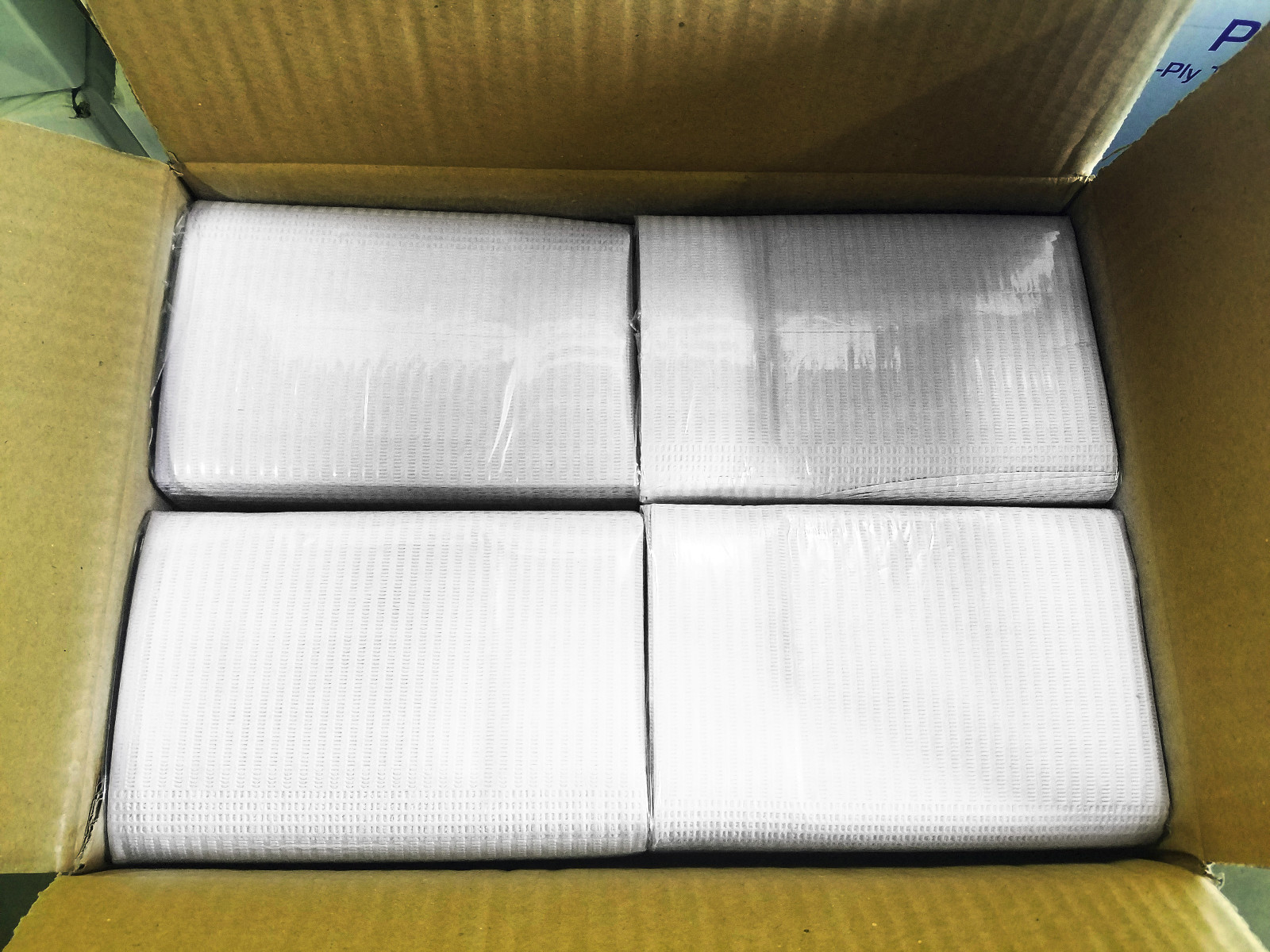 500 White Patient Bibs (2+1)Ply Towels Polyback 18×13 for TATTOO DENTAL MEDICAL