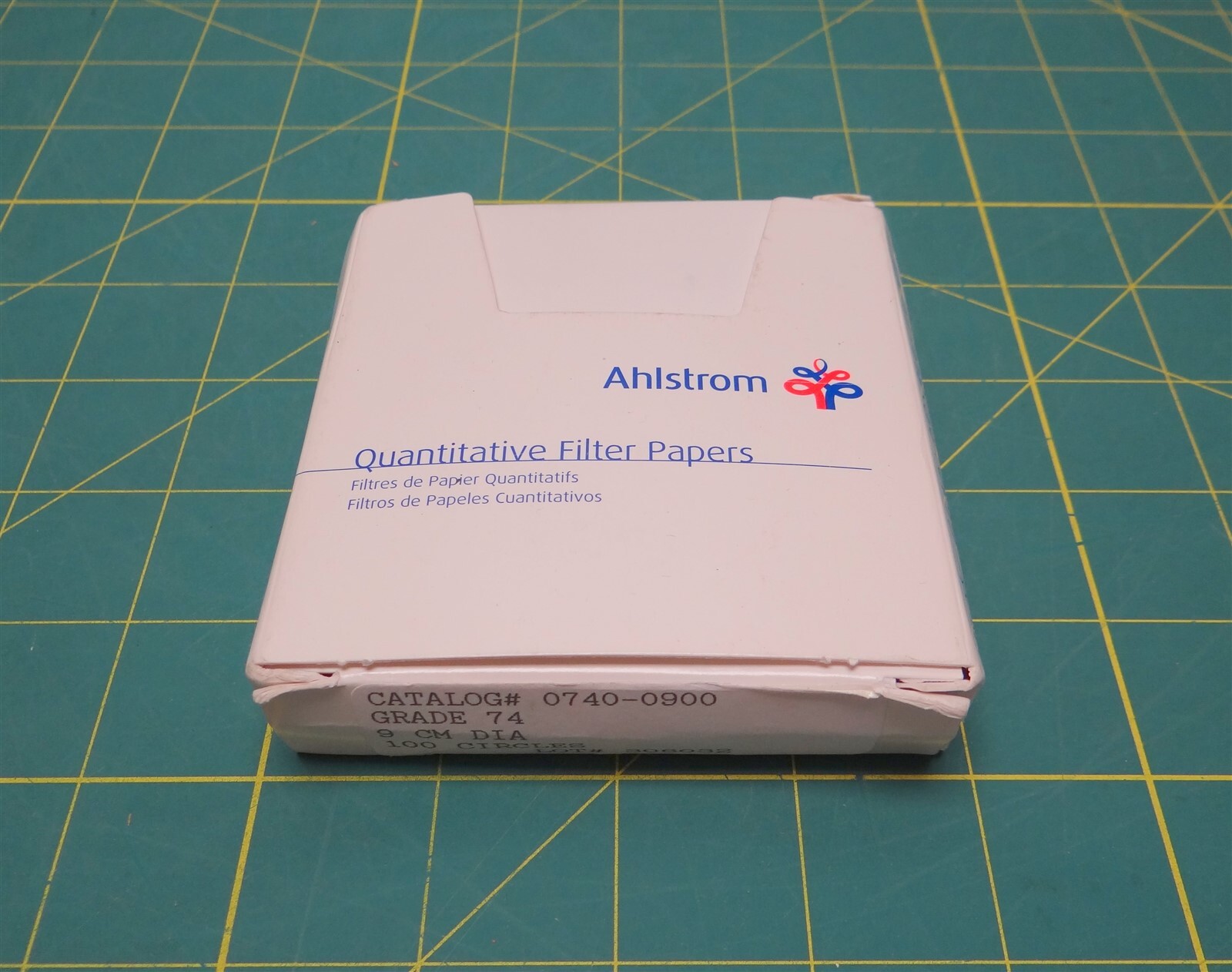 Ahlstrom 0740-0900 Medium Speed Ashless Filter Paper – Pack Of 100 Circles