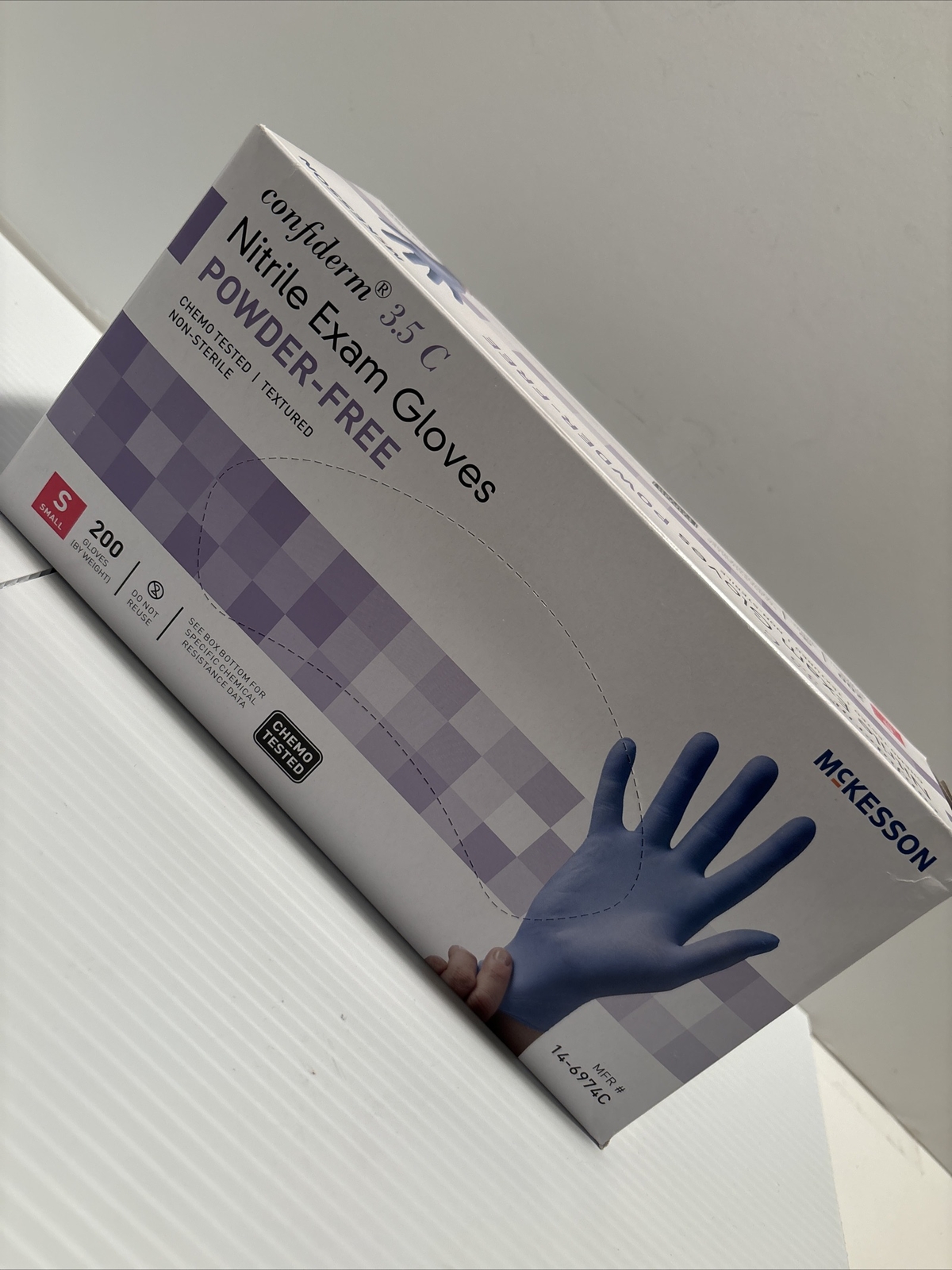 McKesson 200 CT Confiderm Nitrile Exam Gloves Powder-Free – Small size – Blue
