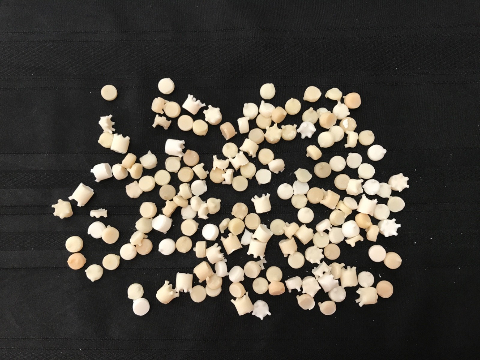 IVOCLAR EMAX ONCE PRESSED INGOTS