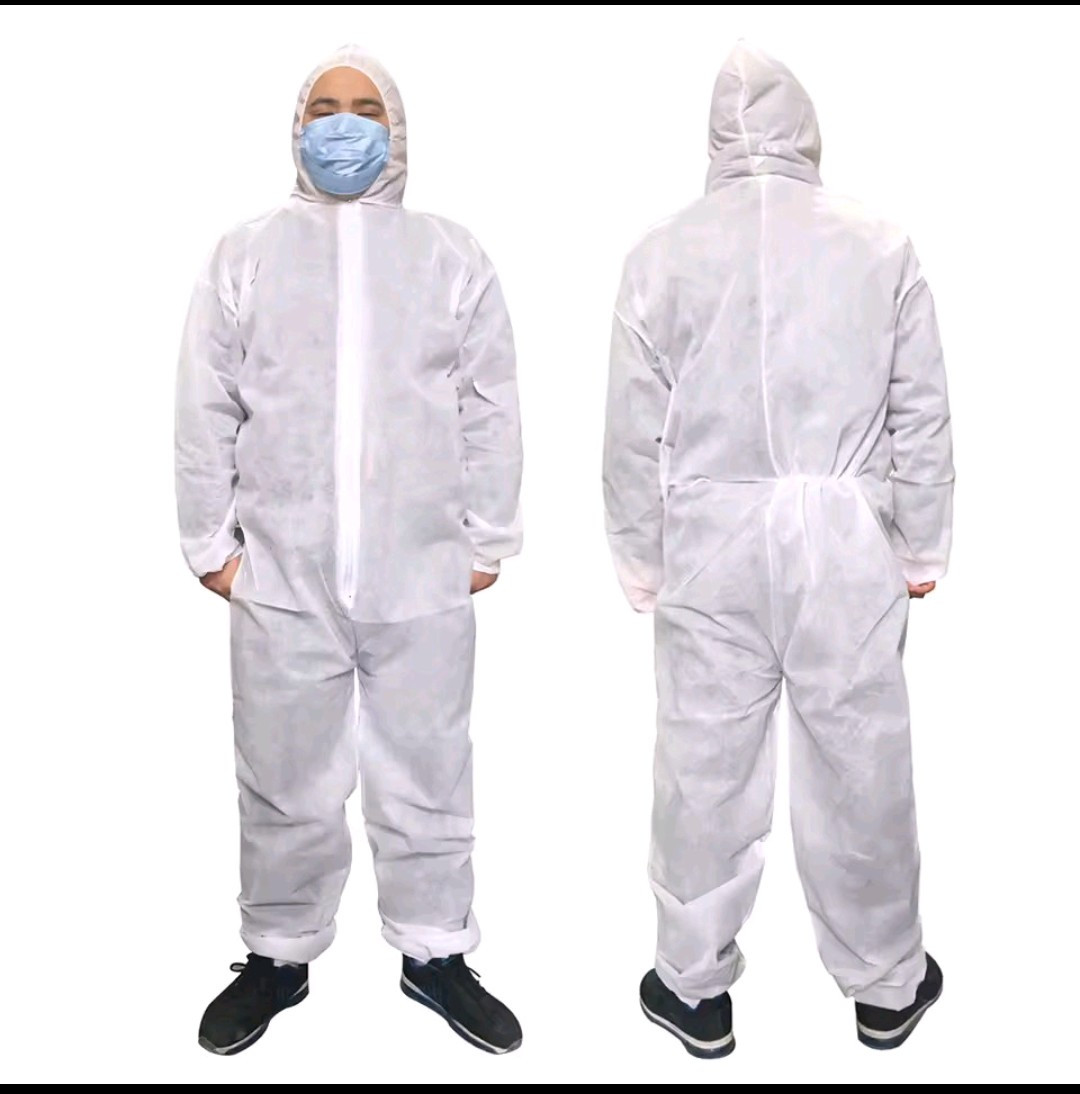 Disposable Breathable/Dust proof /water and oil resistant safety clothing/garden