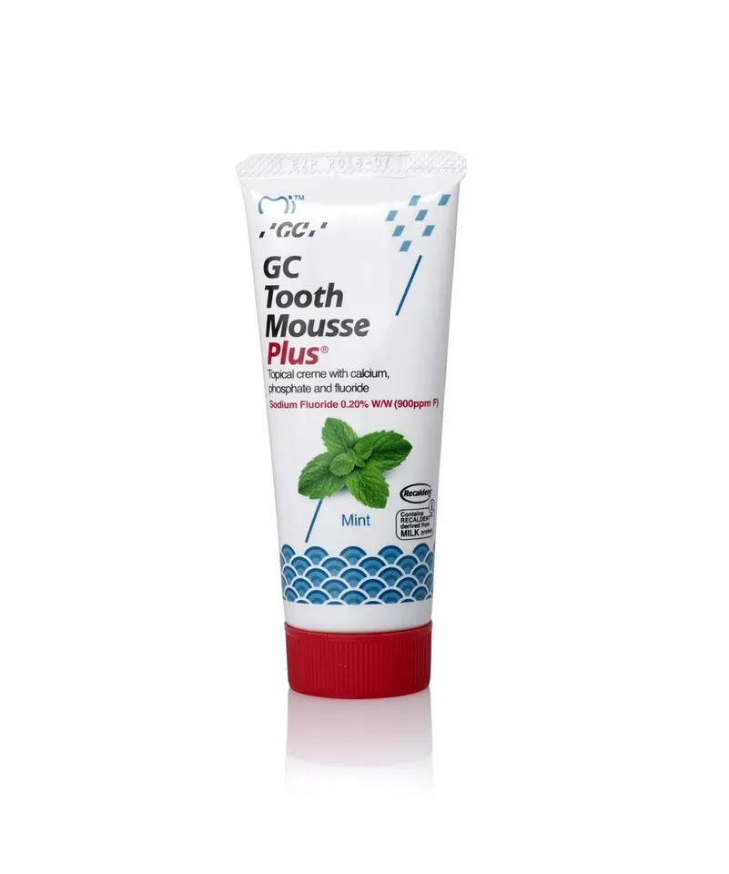 GC Tooth Mousse Plus topical tooth crème strengthen Tooth Surface Tube of 40gm