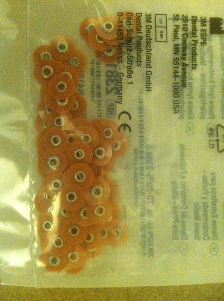 3M Sof-Lex soflex Discs Pack of 85 Orange Series 2381M Medium 3/8″ 9.5 mm Dental
