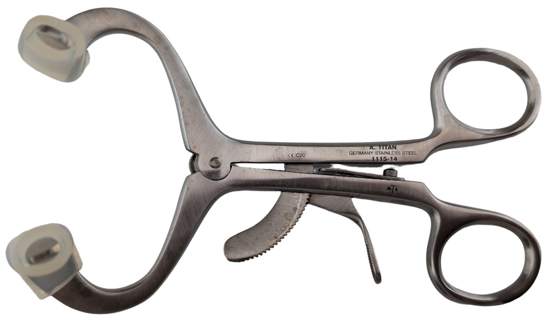 A Titan 1115-14 Molt Mouth Gag Adult Germany Stainless Steel Dental Surgical To