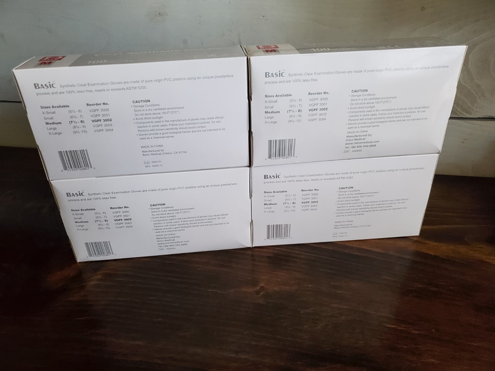 Basic Synguard Vinyl Powder-Free Exam Gloves MEDIUM 100 Ct VGPF 3002 (4 Boxes)