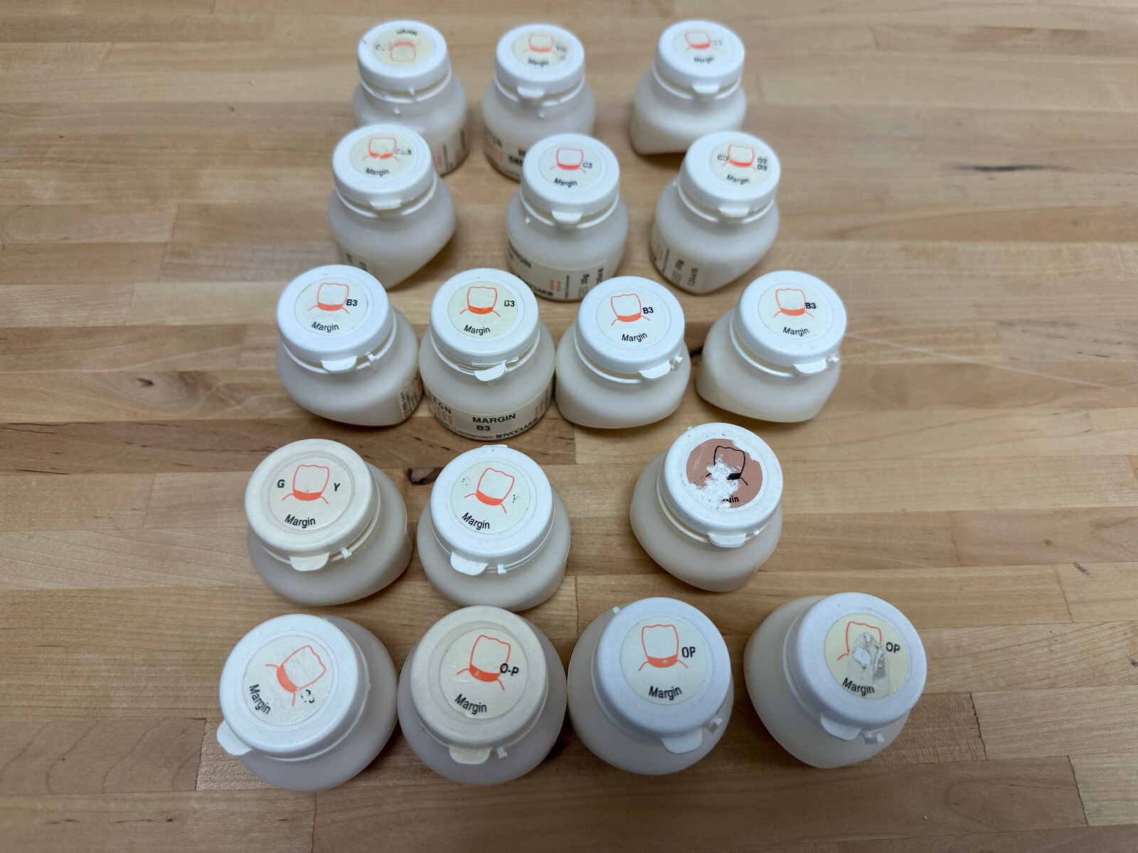 Ivoclar Vivadent d.sign Margin, OVER 50%OFF! 17 x 20g bottles, used