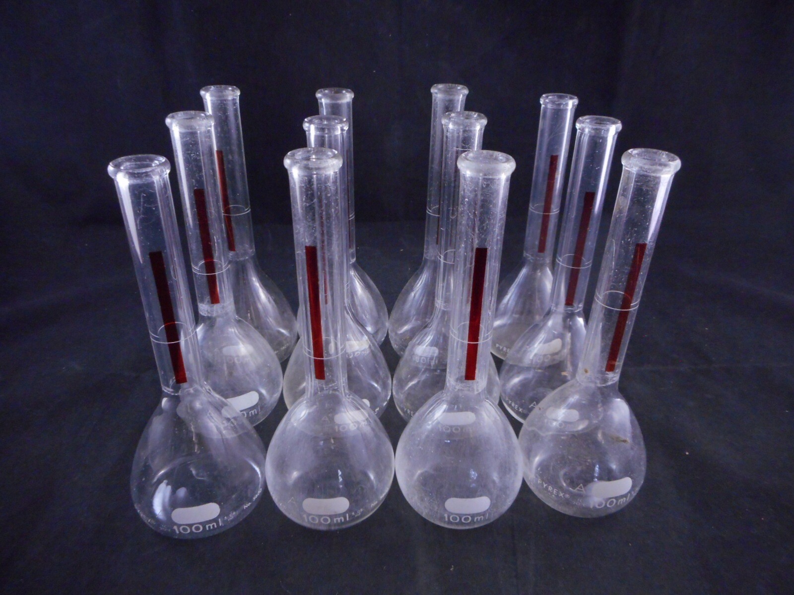 PYREX Glass Class A 100mL Volumetric Flask Lifetime Red No Cap 5600-100 12/CASE