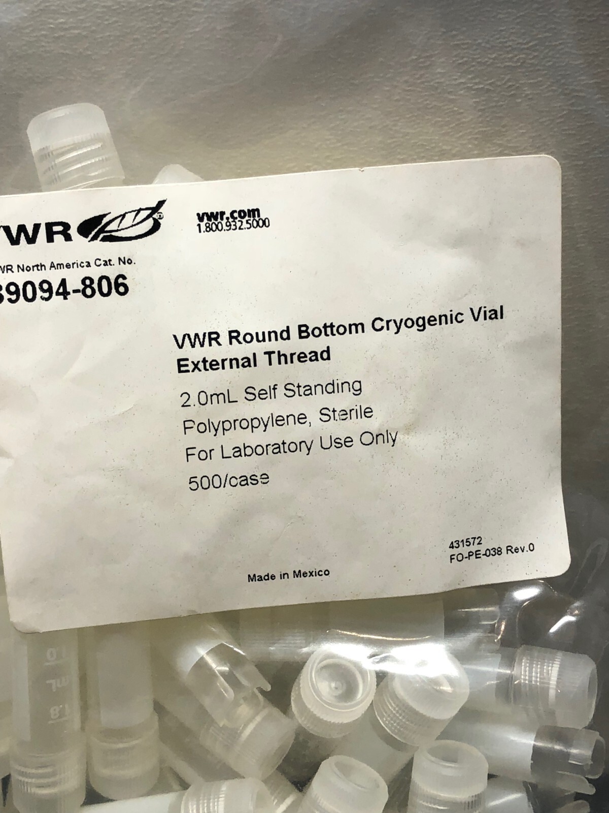 VWR 2.0mL Round Bottom Cryogenic Vials External thread 89094-806