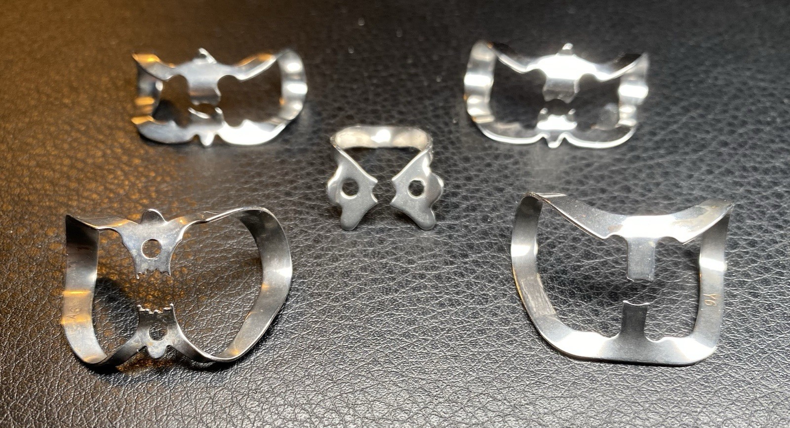 KULZER IVORY Lot of 5 ANTERIOR Dental Rubber Dam Clamps 212, 9T, 15, 15, 00