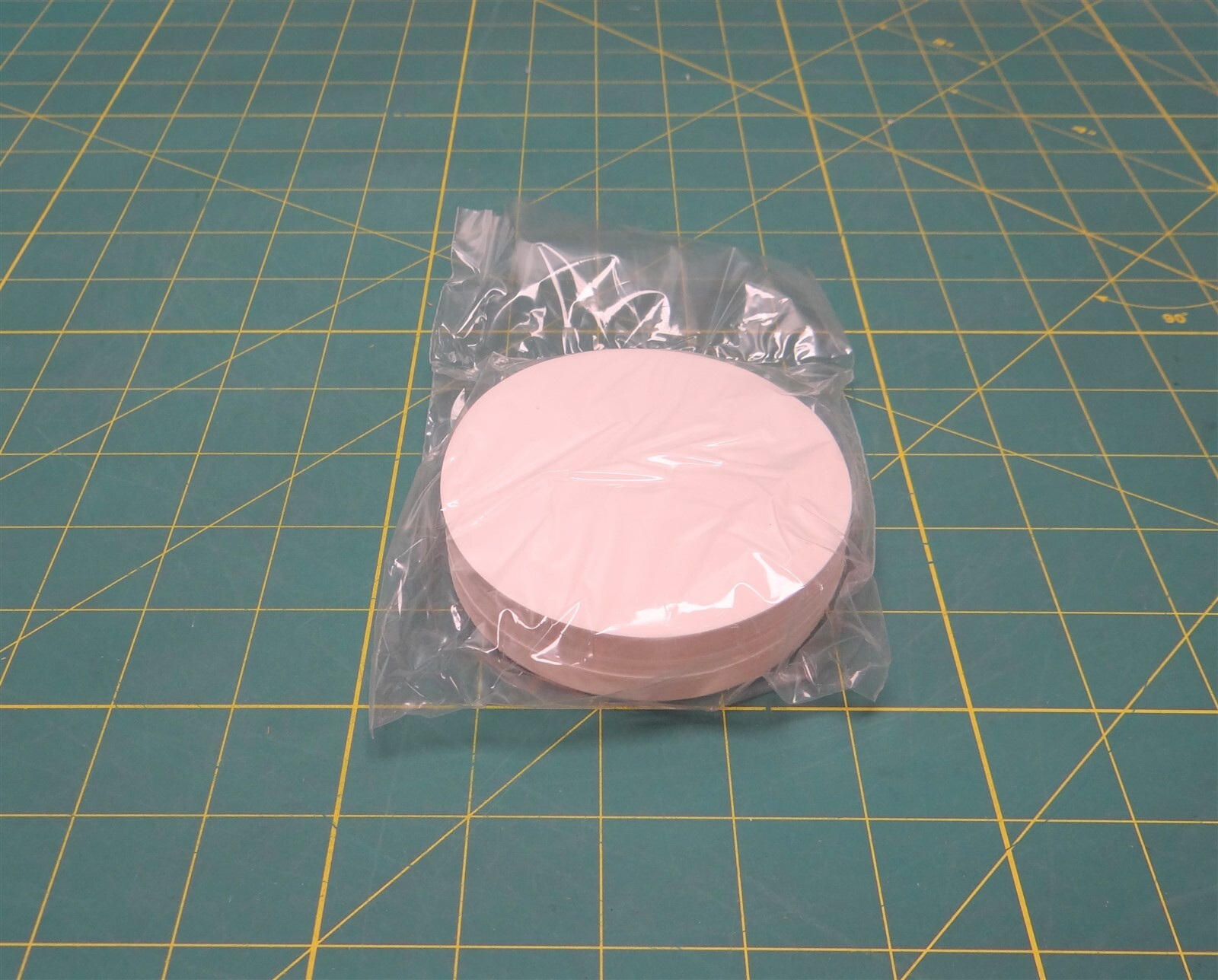 Ahlstrom 0740-0900 Medium Speed Ashless Filter Paper – Pack Of 100 Circles
