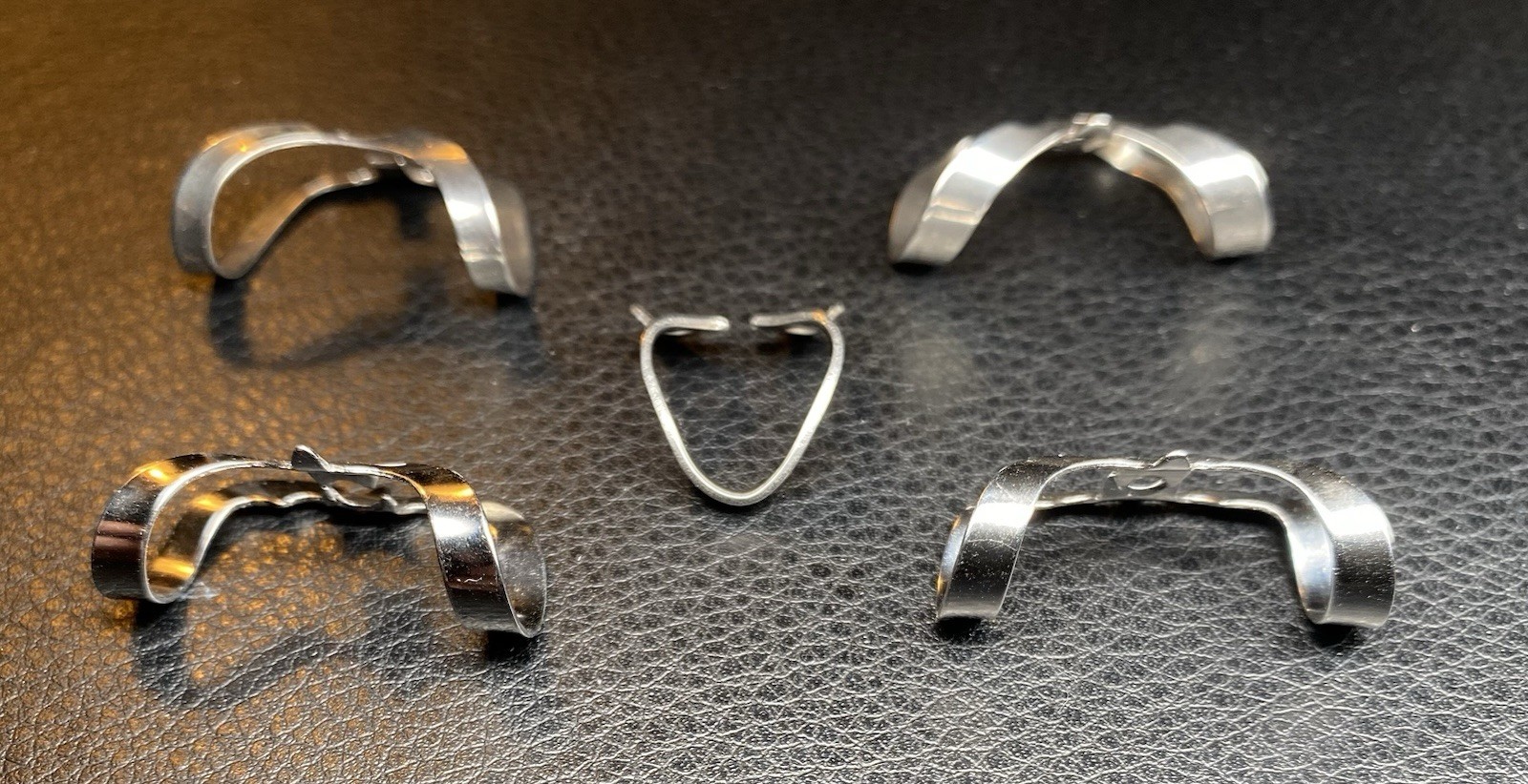 KULZER IVORY Lot of 5 ANTERIOR Dental Rubber Dam Clamps 212, 9T, 15, 15, 00