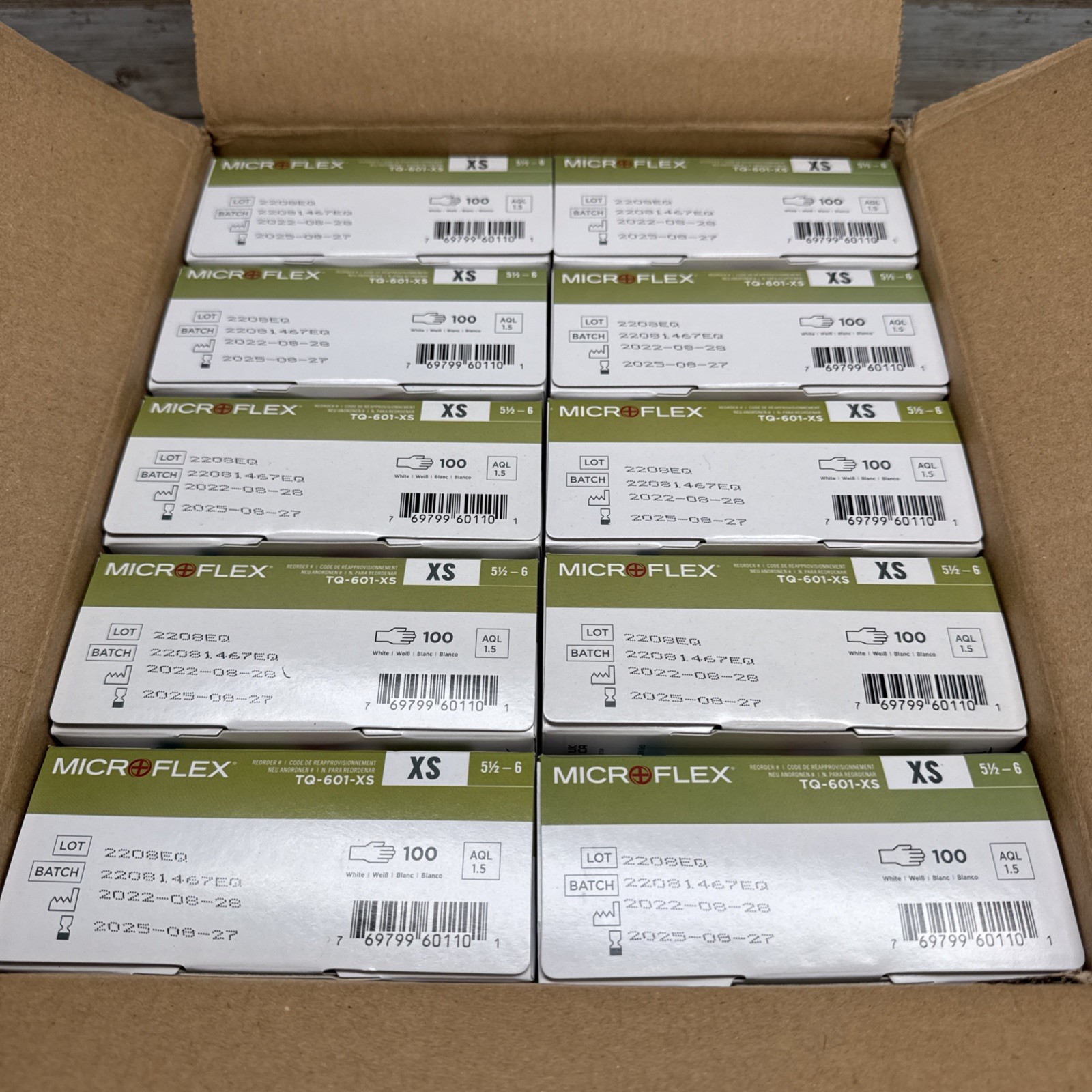 MicroFlex Soft White Nitrile Exam TQ-601-XS *1 CASE* Size: XSmall *See Date*
