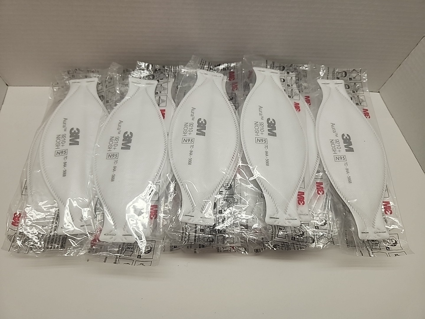 N95 Face Mask AURA 9210+ NIOSH Inserts Lot Of 29