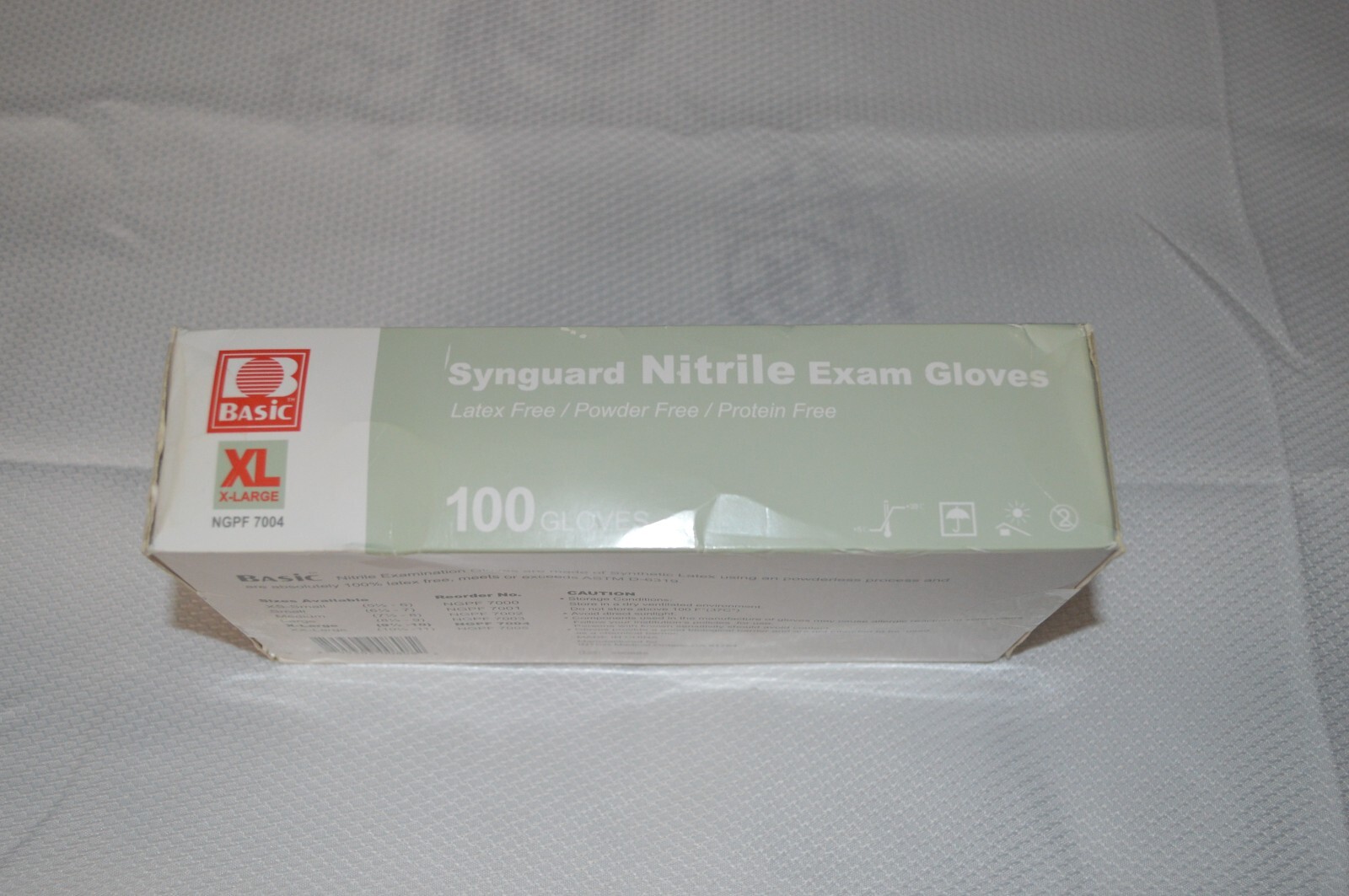 BASIC ~ SYNGUARD NITRILE GLOVES ~ LATEX FREE ~ POWDER FREE ~ 100 COUNT ~ X LARGE