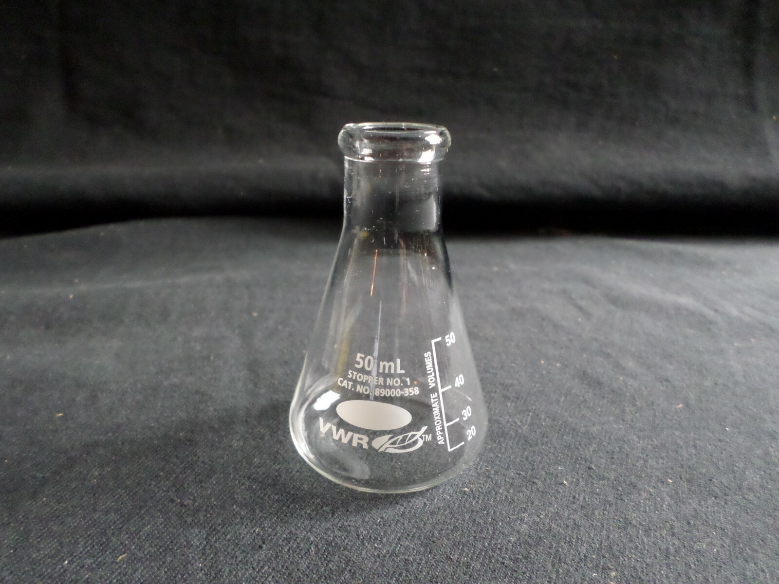 VWR Glass Heavy Duty 50mL Graduated Conical Erlenmeyer Flask, 89000-358