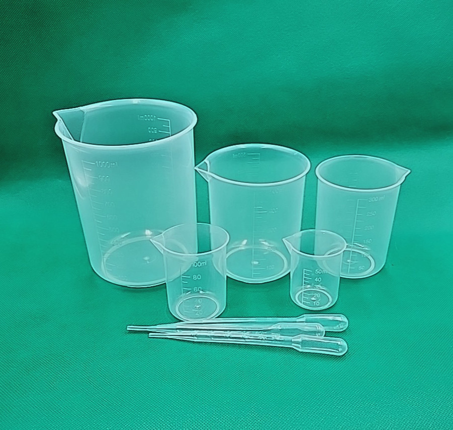 Plastic Beaker Set with 30ml Plastic Droppers, 5 Sizes, Molded Graduations