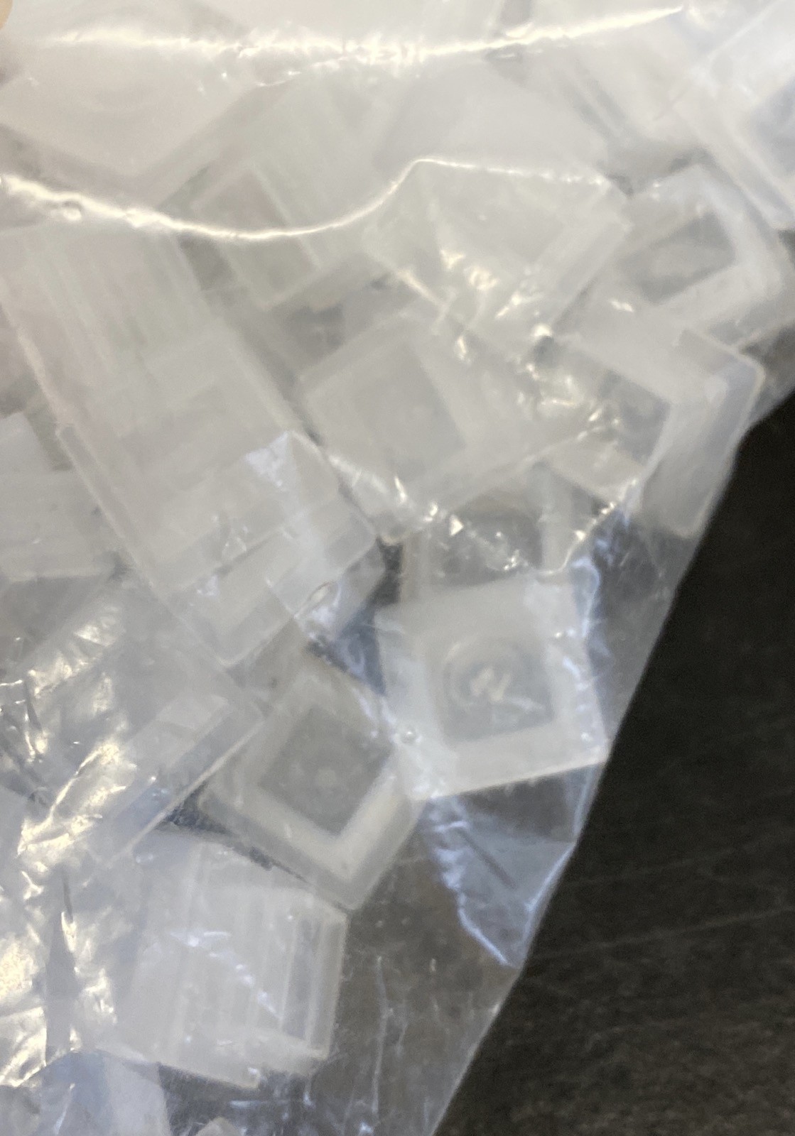 (1000/Cs) KARTELL Disposable 12.5mm LDPE Cuvette Stopper Caps Square 01962-00