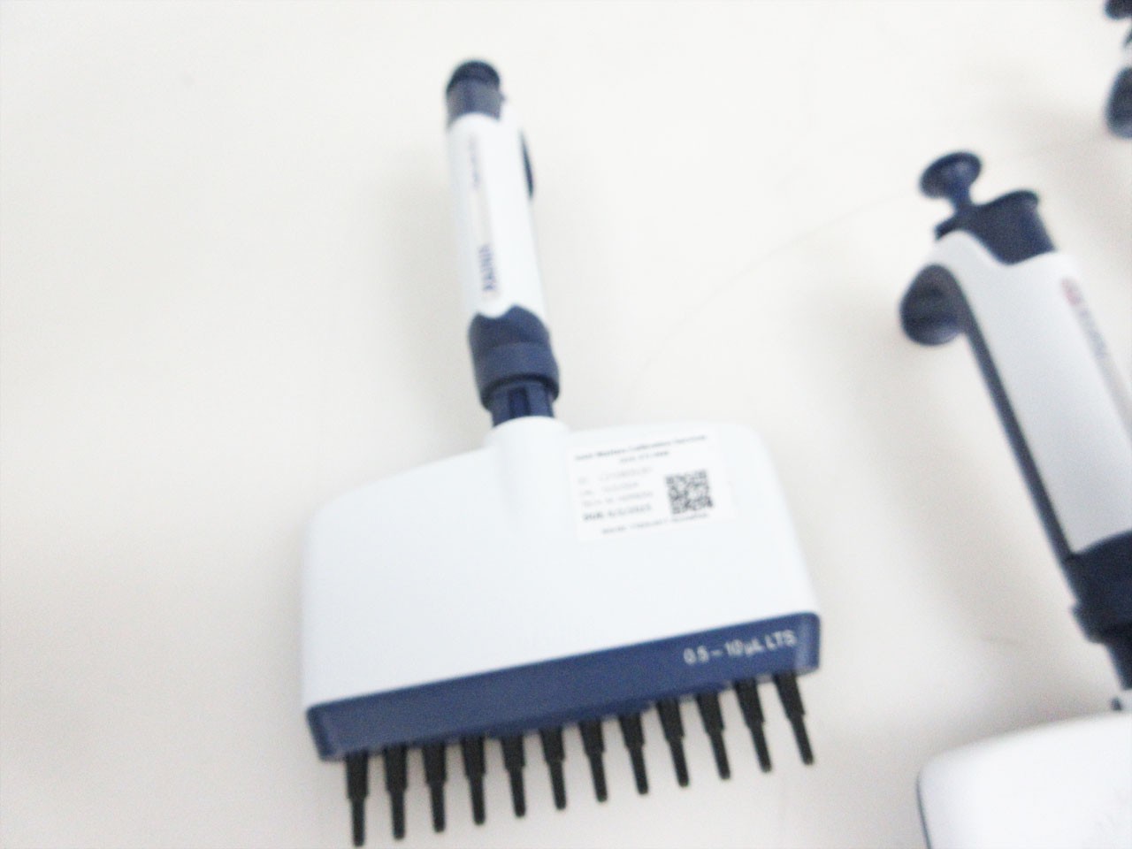 RAININ XLS LTS MULTICHANNEL PIPETTE 12 CHANNEL 20 50 300 1200 uL MULTI CHANNEL