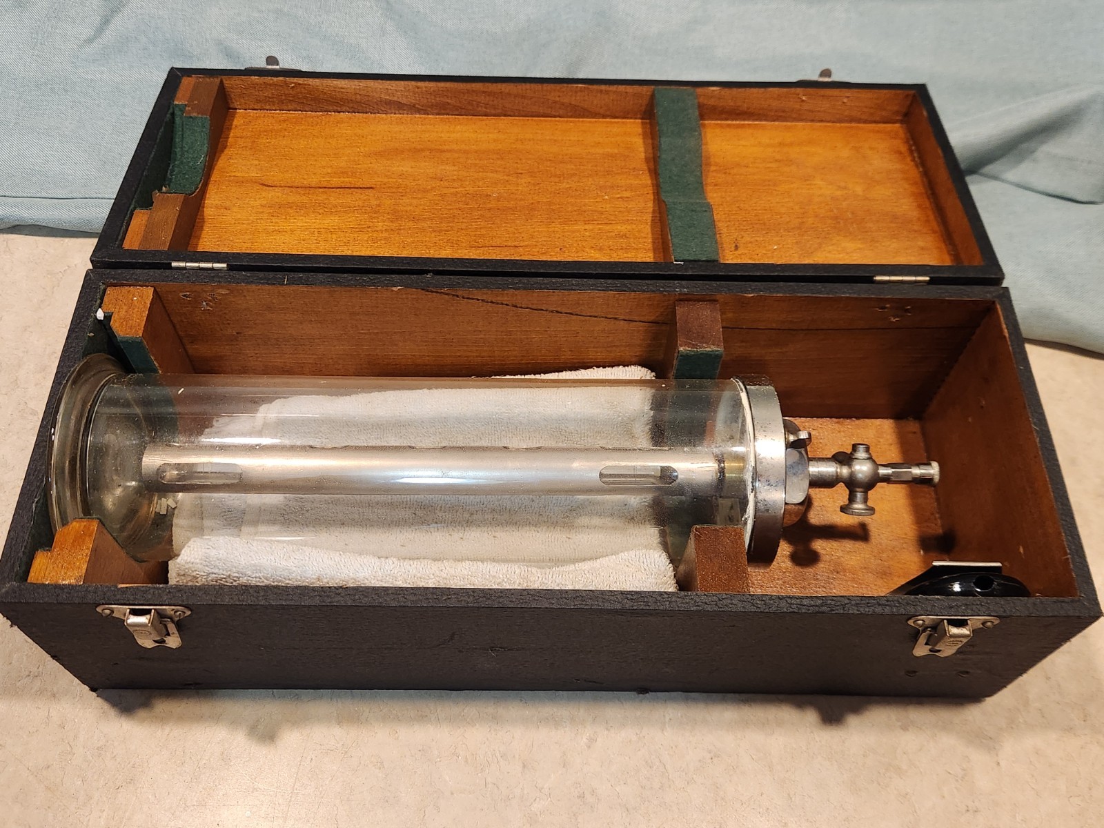 Antique American Meter New York 1920 Specific Gravity Apparatus in Case